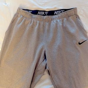 NIKE sweatpants